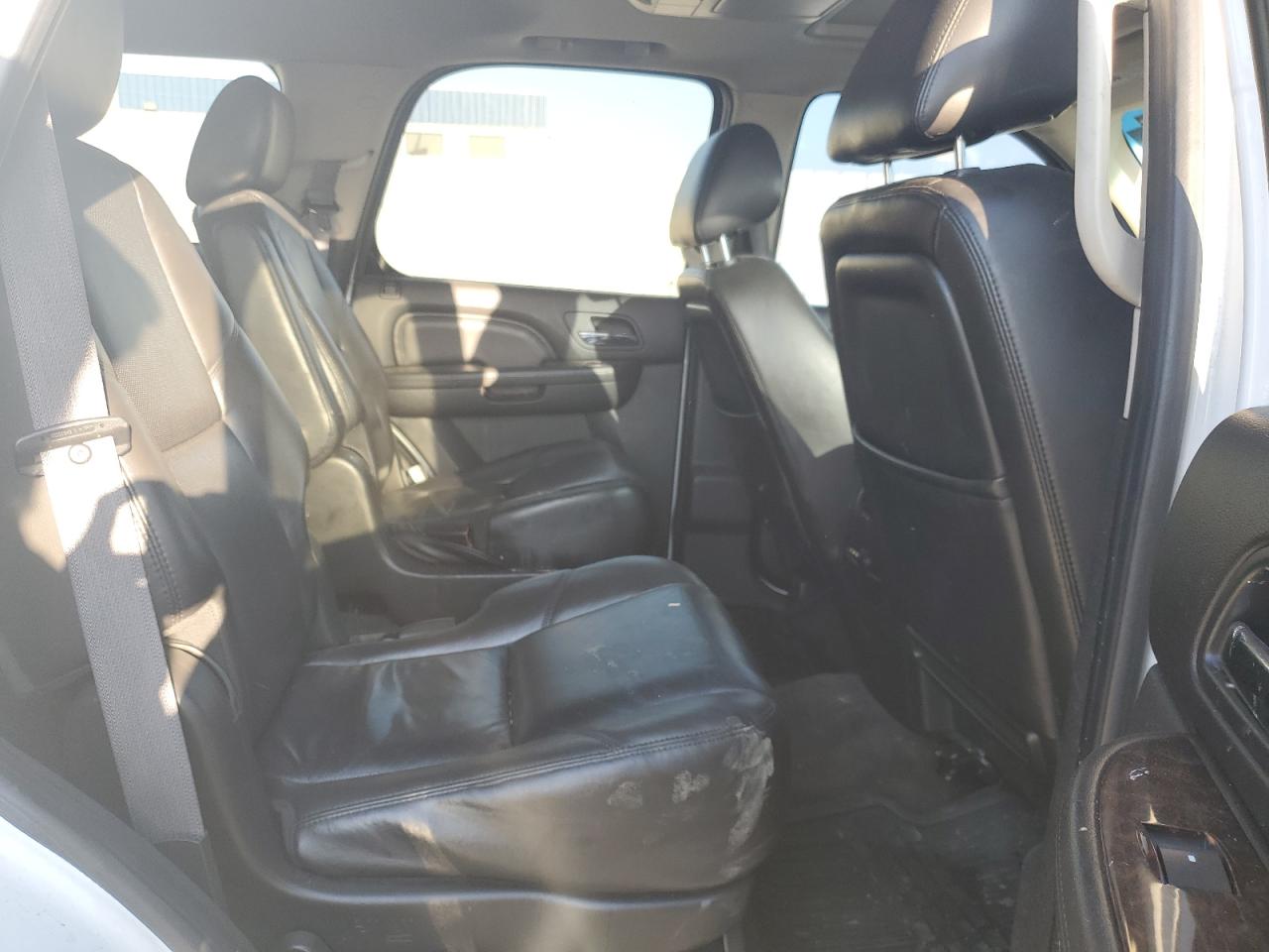 2011 GMC Yukon Denali VIN: 1GKS2EEF3BR196550 Lot: 63439104