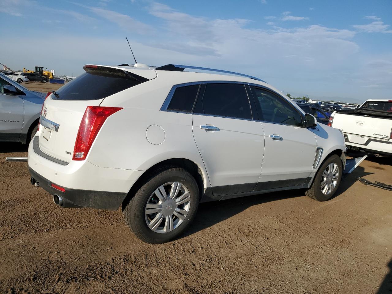 2015 Cadillac Srx Luxury Collection VIN: 3GYFNBE32FS526233 Lot: 62964214
