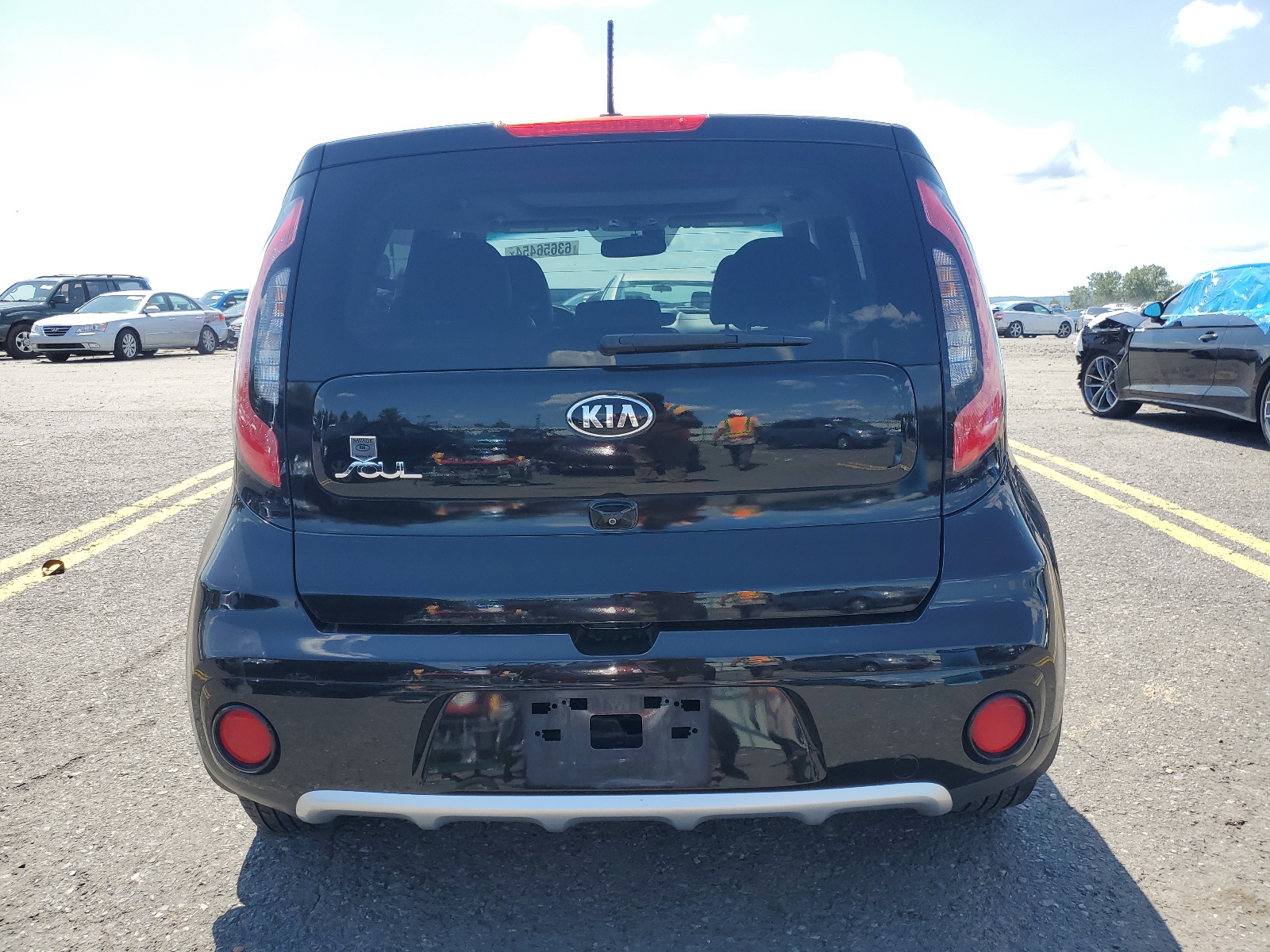 KNDJP3A55H7418939 2017 Kia Soul +