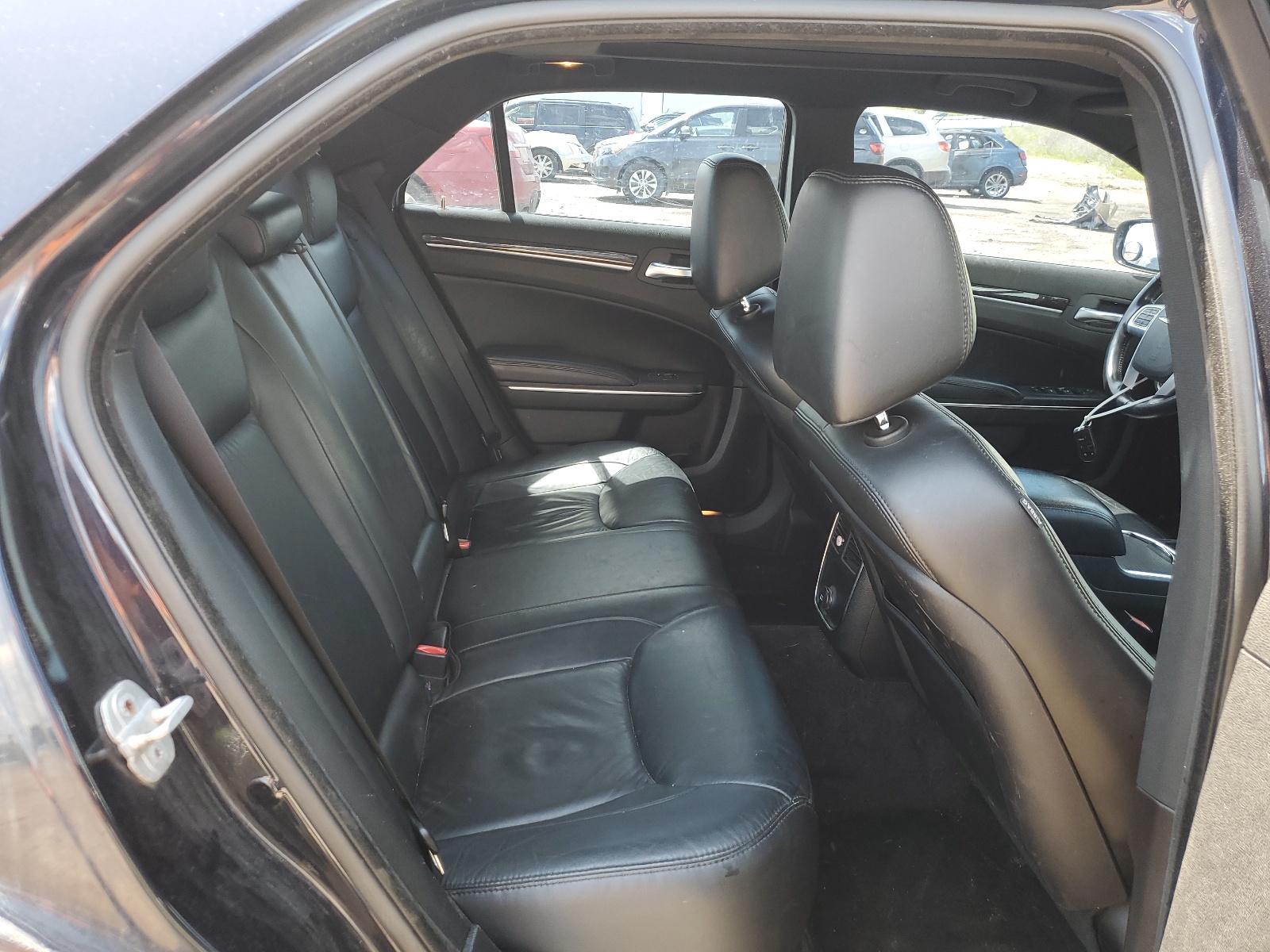 2C3CA5CG7BH535801 2011 Chrysler 300 Limited