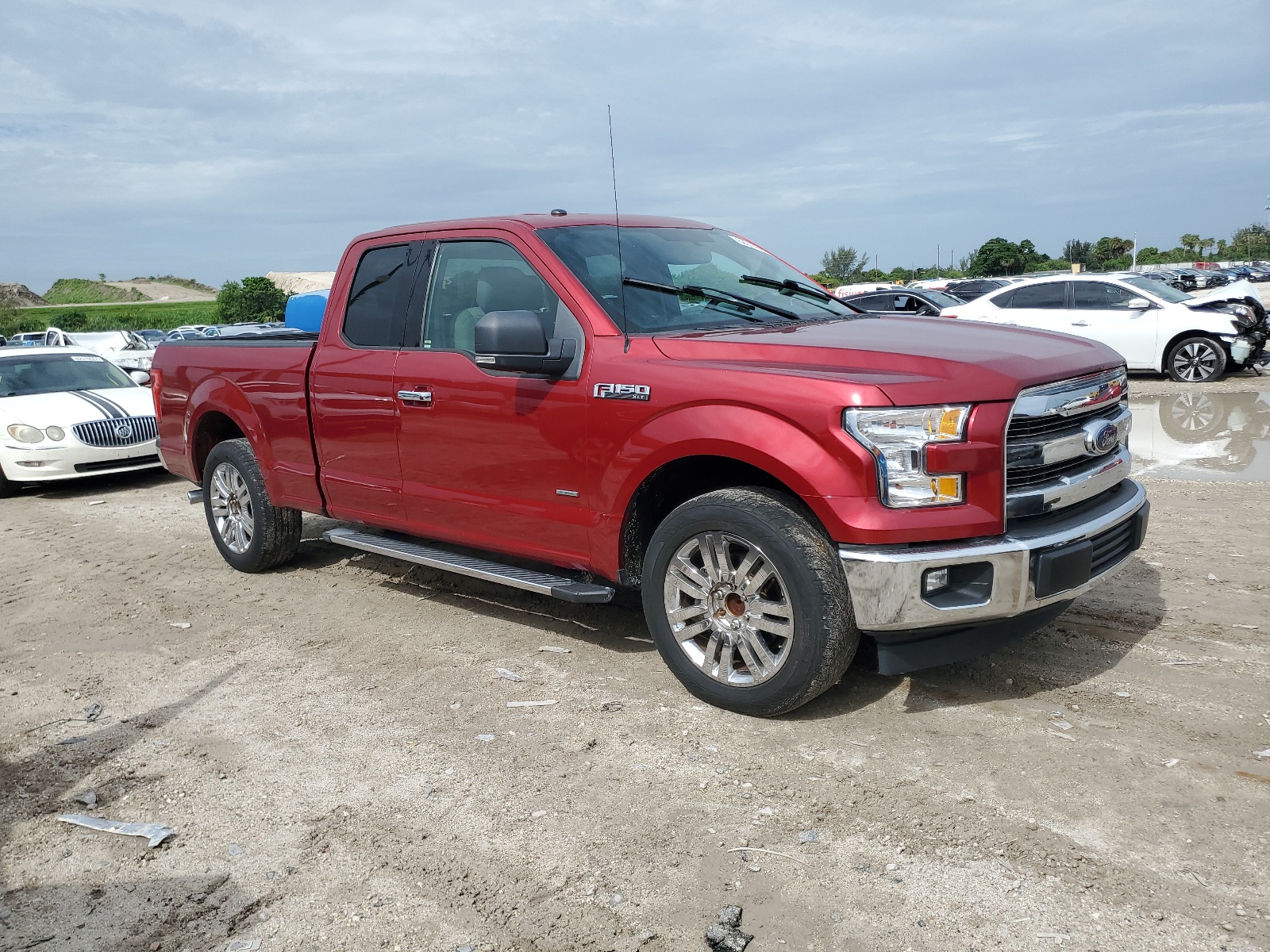 2017 Ford F150 Super Cab vin: 1FTEX1CP8HFA64330