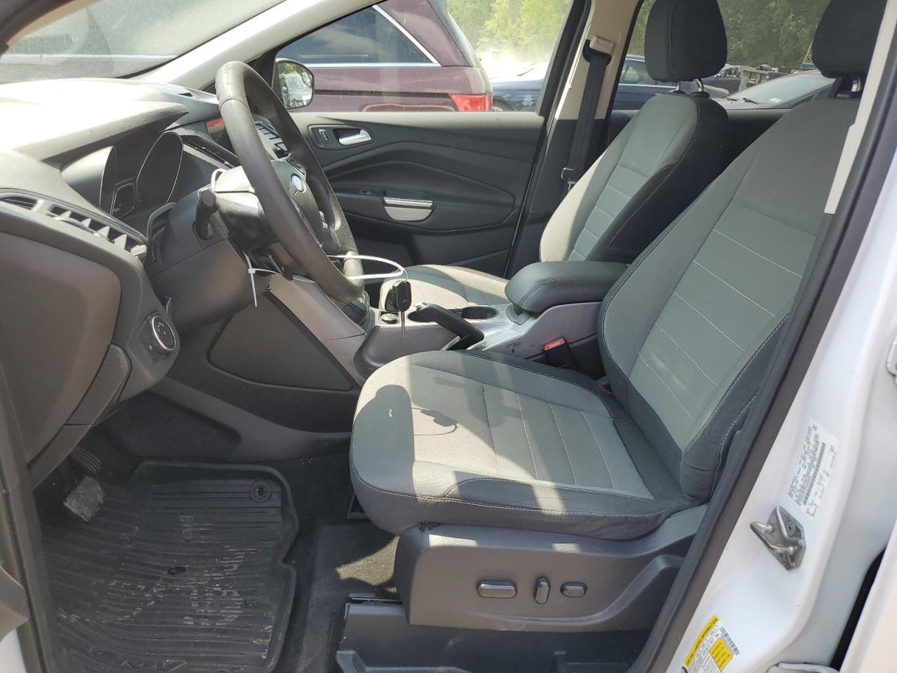 2016 Ford Escape Se VIN: 1FMCU9GX2GUB85689 Lot: 64865704