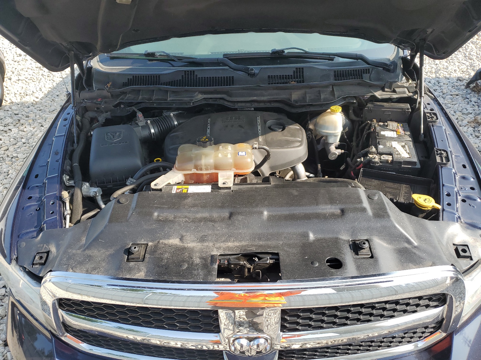 1C6RR7LM9ES418046 2014 Ram 1500 Slt