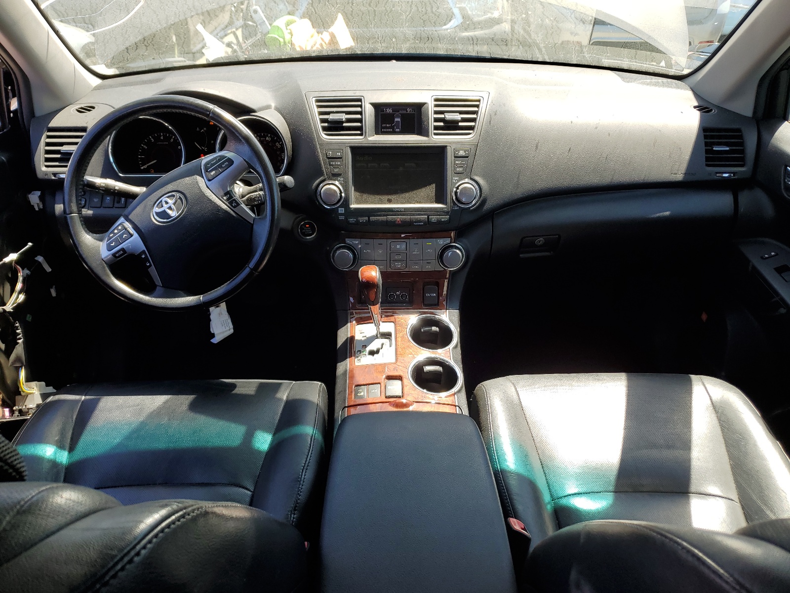 5TDDK3EH2BS046893 2011 Toyota Highlander Limited