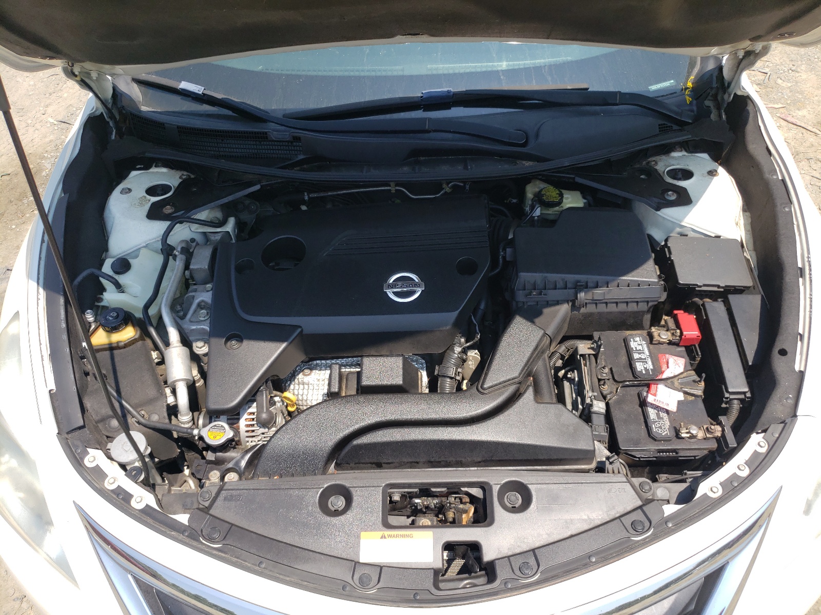 2014 Nissan Altima 2.5 vin: 1N4AL3AP7EC272260