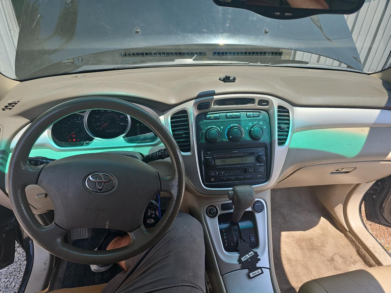 2004 Toyota Highlander Base VIN: JTEDP21A840010440 Lot: 65418104