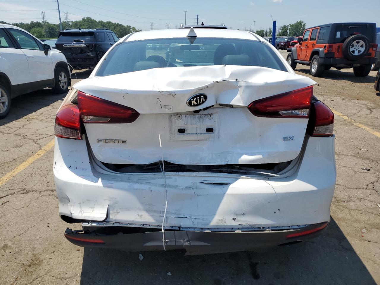 2017 Kia Forte Ex VIN: 3KPFL4A84HE071346 Lot: 63210014