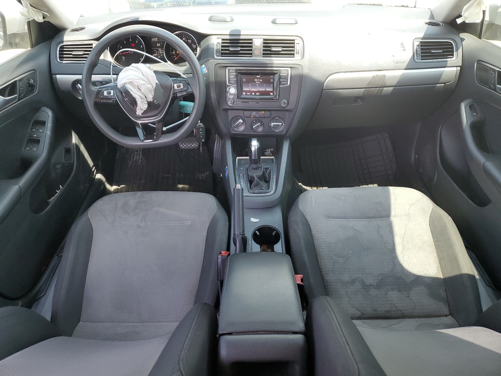 3VW2B7AJ0HM324333 2017 Volkswagen Jetta S