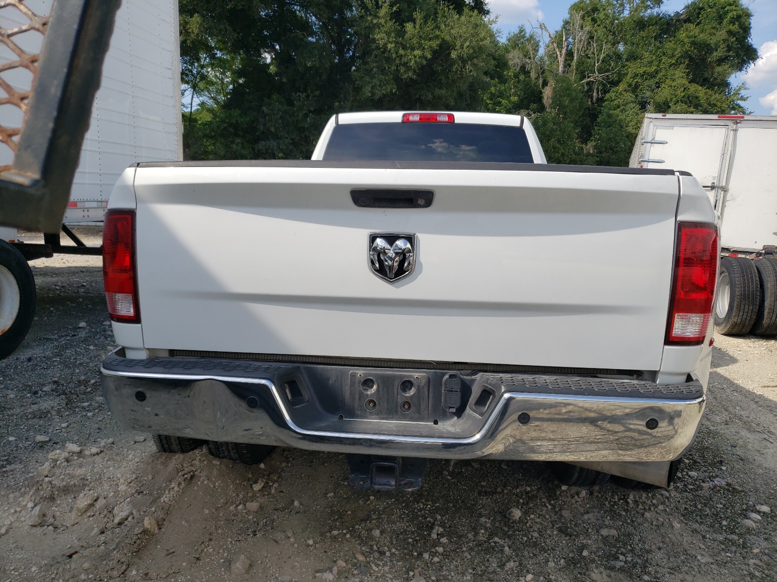 3C63RRGL2JG311960 2018 Ram 3500 St