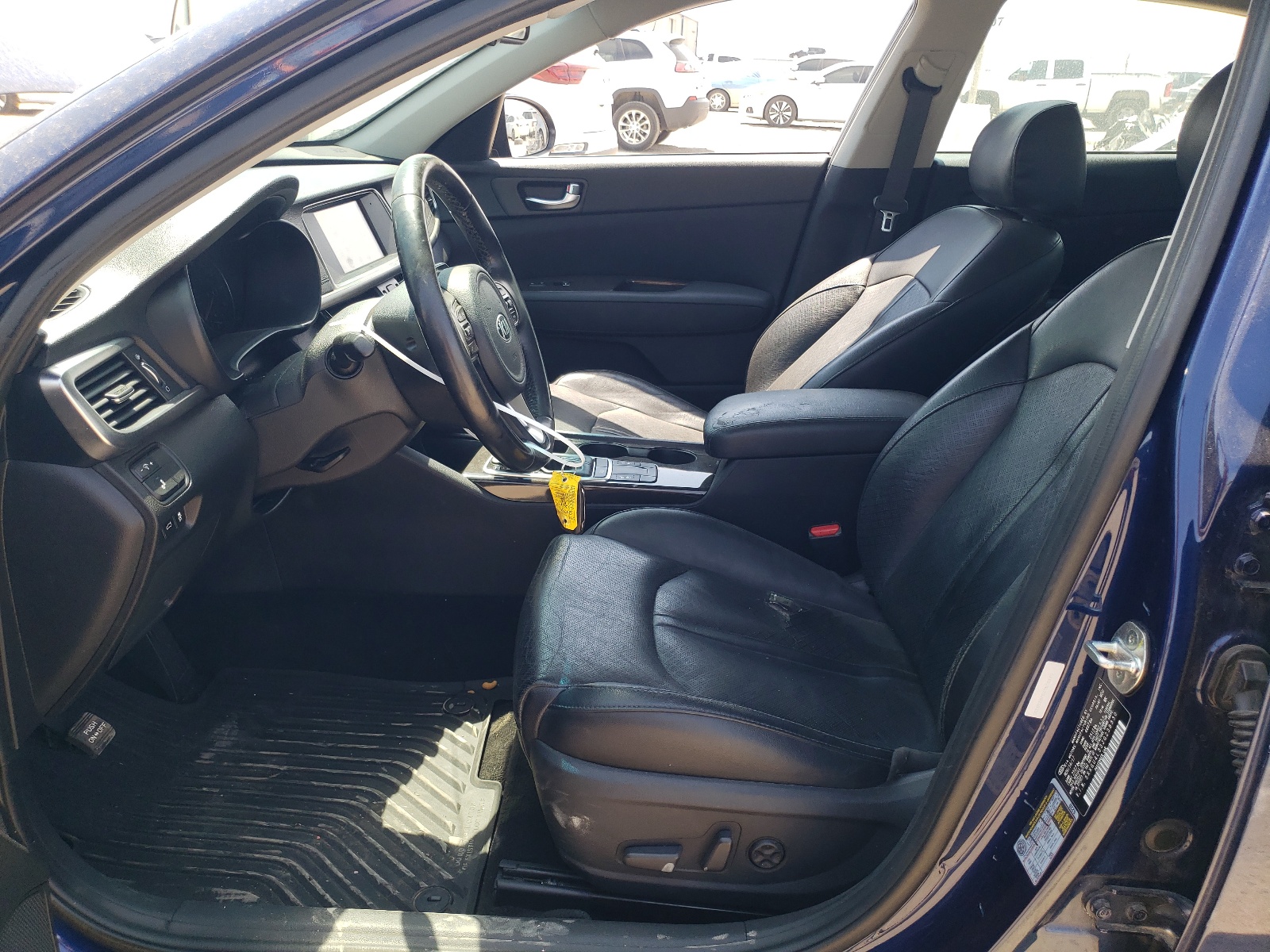 5XXGU4L33JG238330 2018 Kia Optima Ex