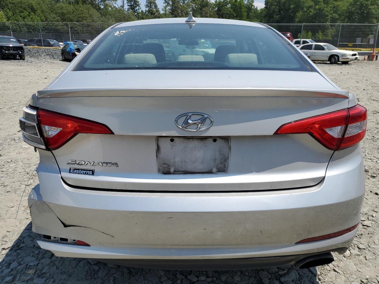 5NPE24AF3FH037808 2015 Hyundai Sonata Se