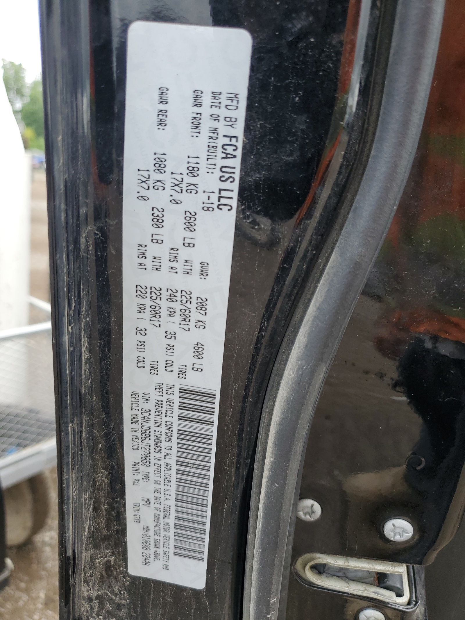 3C4NJDBB6JT270850 2018 Jeep Compass Latitude