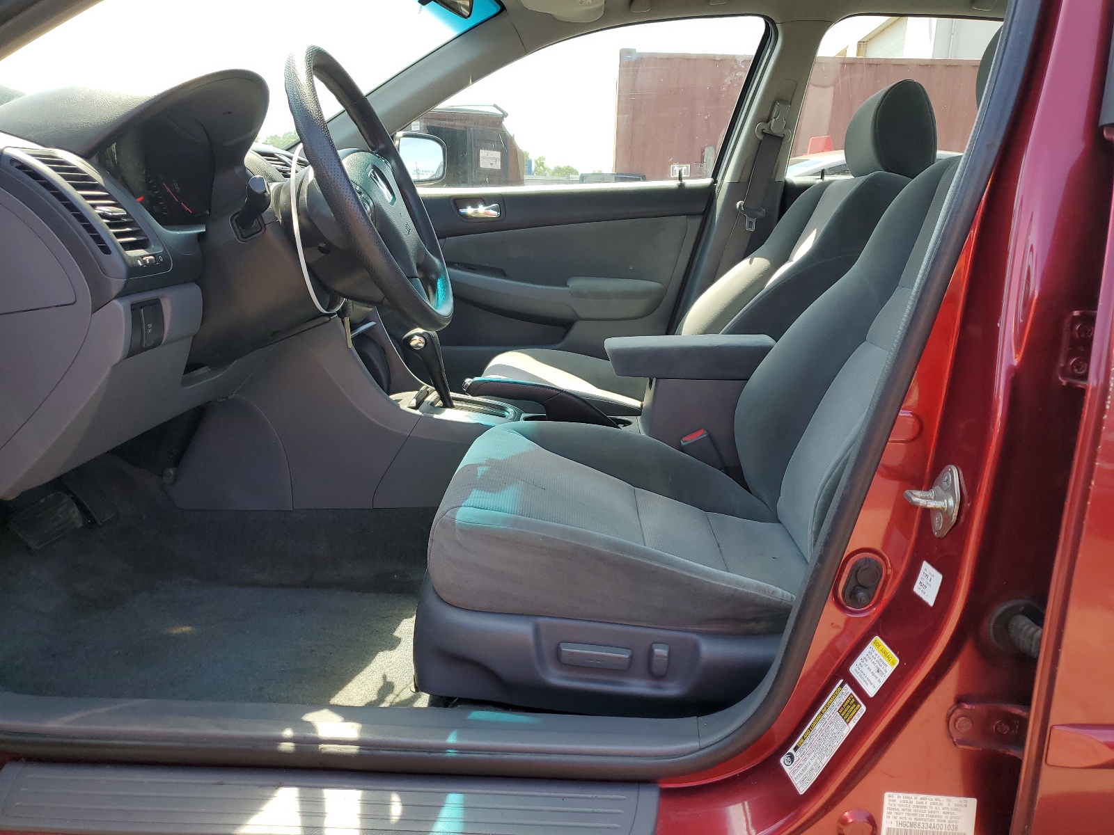 1HGCM66334A001036 2004 Honda Accord Lx