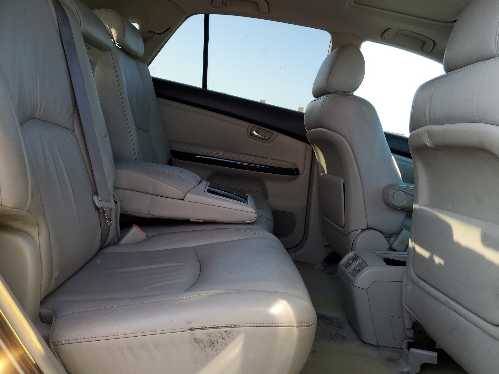 JTJGA31U650058357 2005 Lexus Rx 330