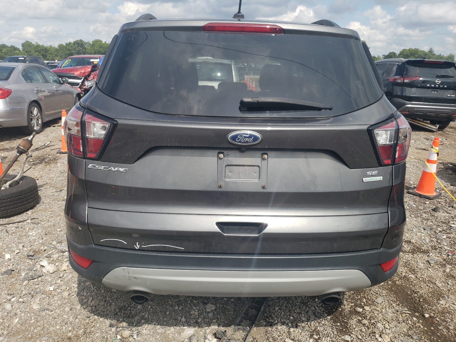 1FMCU0GD7JUA08970 2018 Ford Escape Se