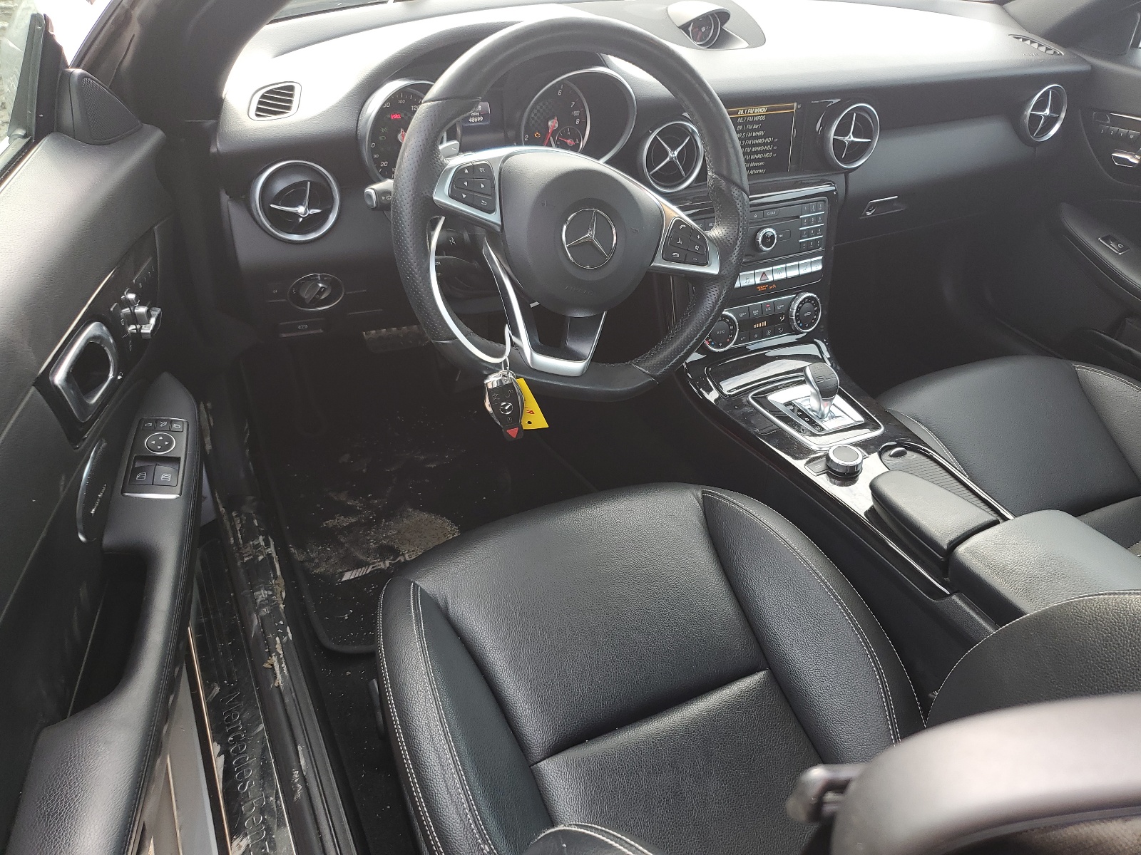 WDDPK3JA9HF140323 2017 Mercedes-Benz Slc 300