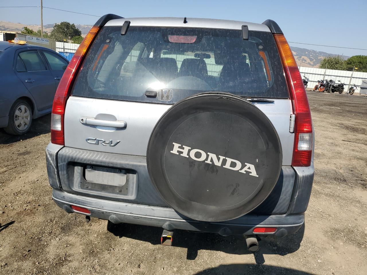 2002 Honda Cr-V Lx VIN: JHLRD684X2C013459 Lot: 63097044