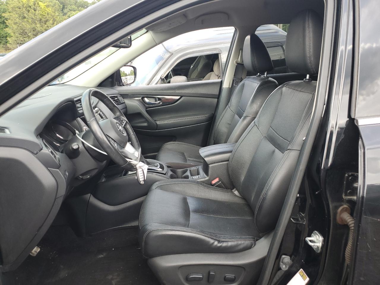 2018 Nissan Rogue S VIN: JN8AT2MV8JW326421 Lot: 64769374