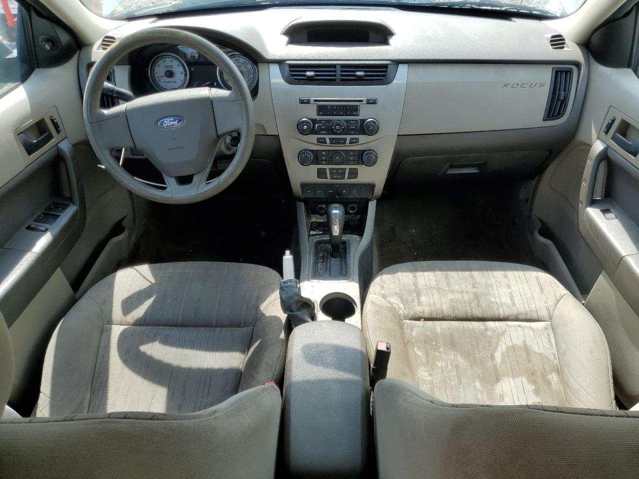 2010 Ford Focus - Image 8