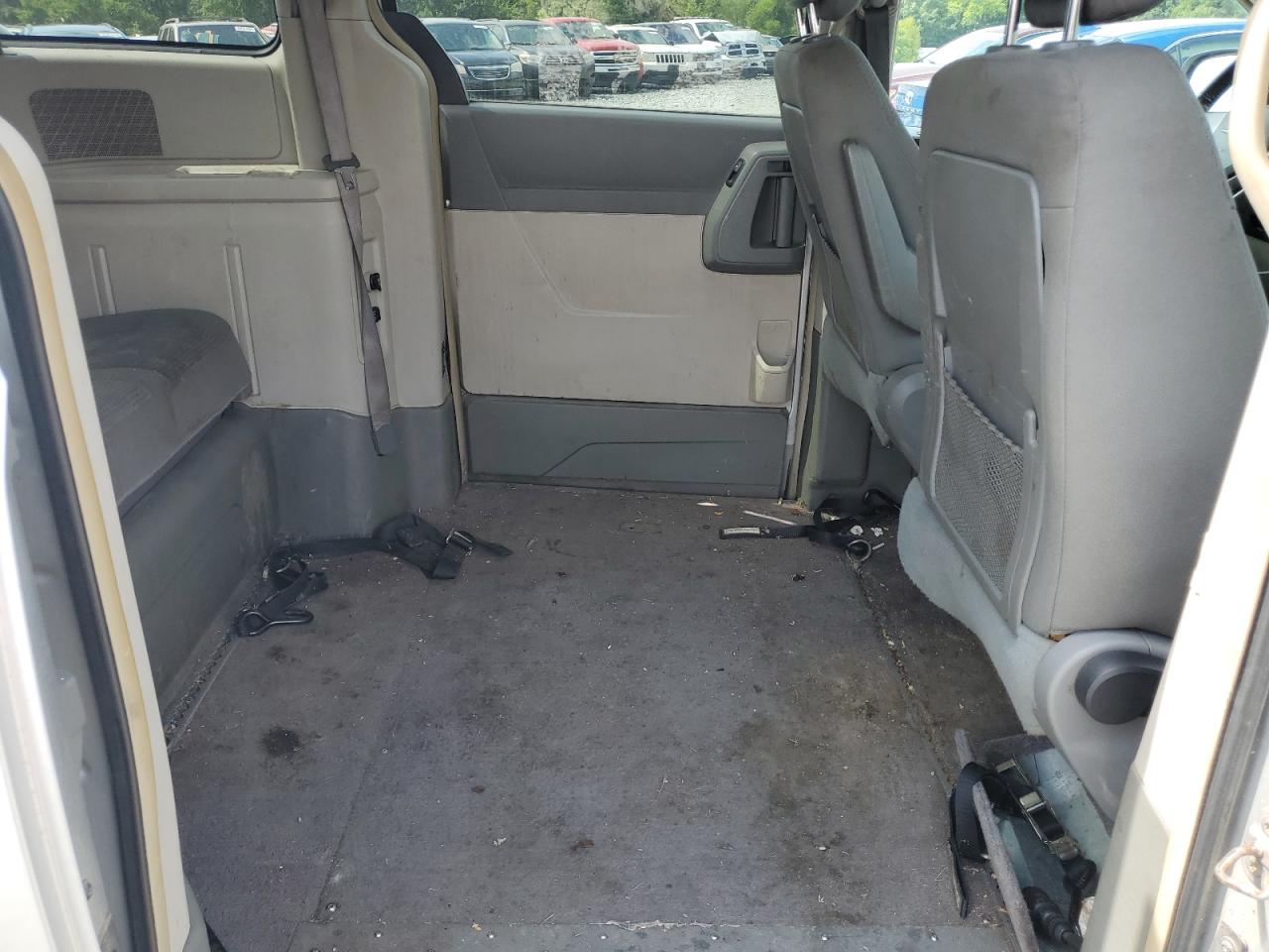 2010 Chrysler Town & Country Touring VIN: 2A4RR5D14AR414042 Lot: 65338364