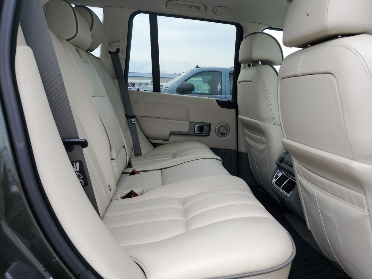 2005 Land Rover Range Rover Hse VIN: SALMF11415A196645 Lot: 63752534