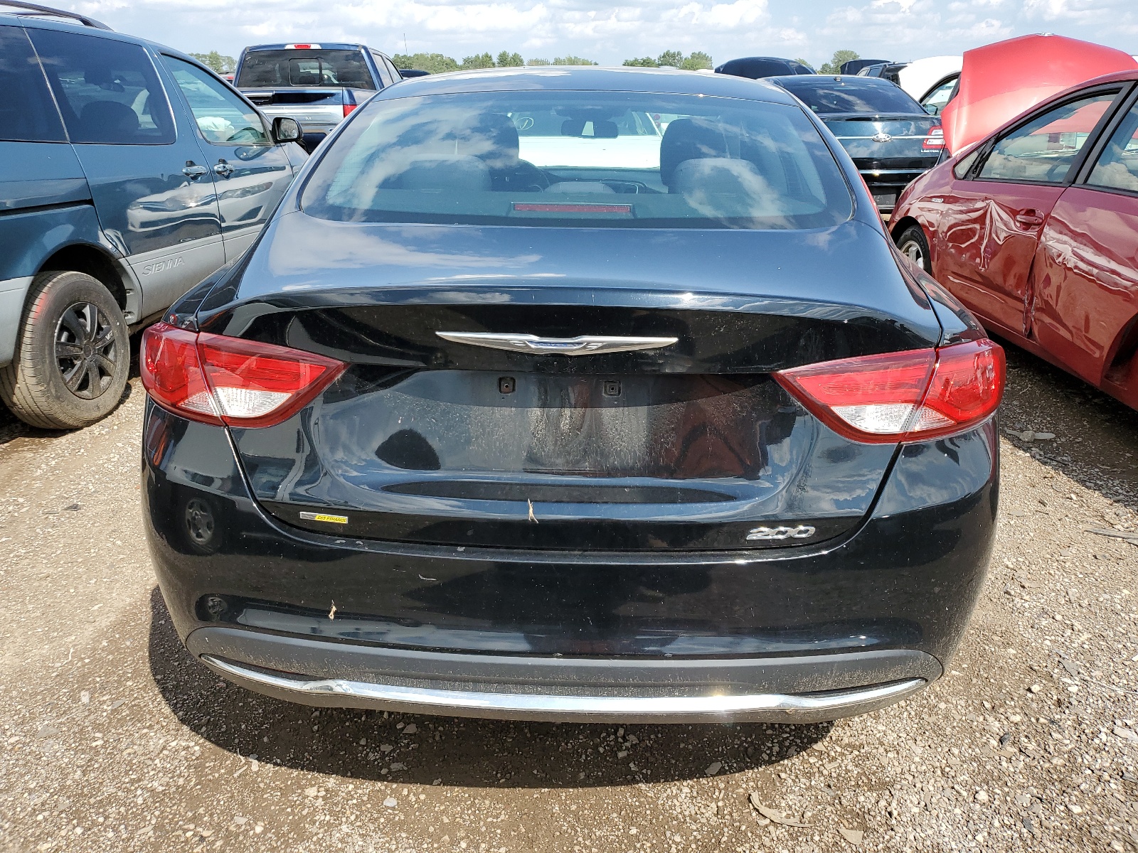 1C3CCCAB8FN575761 2015 Chrysler 200 Limited