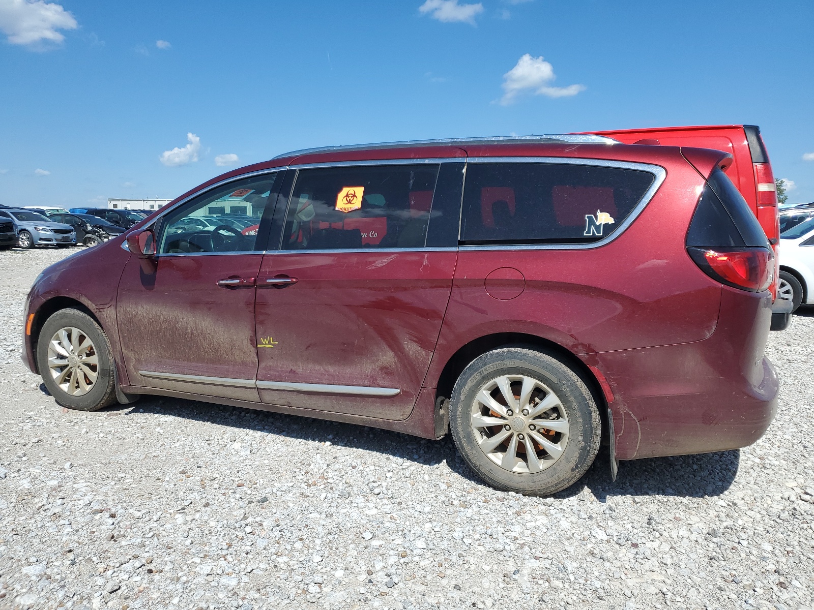 2018 Chrysler Pacifica Touring L vin: 2C4RC1BG9JR277218