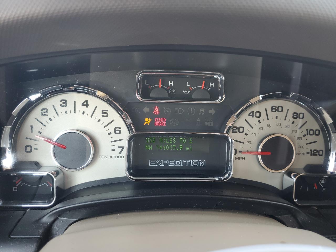 2014 Ford Expedition Xlt VIN: 1FMJU1J50EEF56954 Lot: 62601364