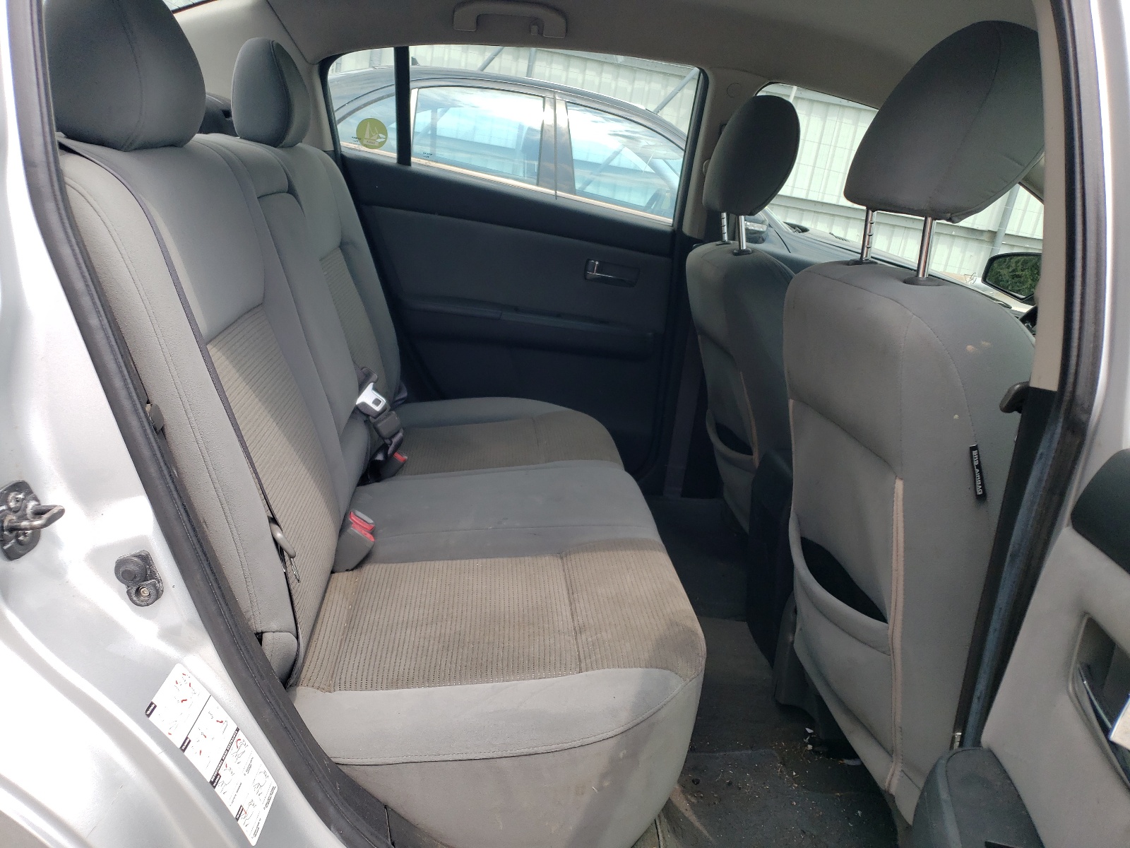 3N1AB6AP9AL608572 2010 Nissan Sentra 2.0