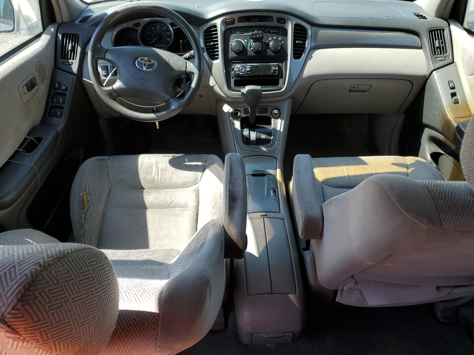 JTEGF21A720071243 2002 Toyota Highlander Limited