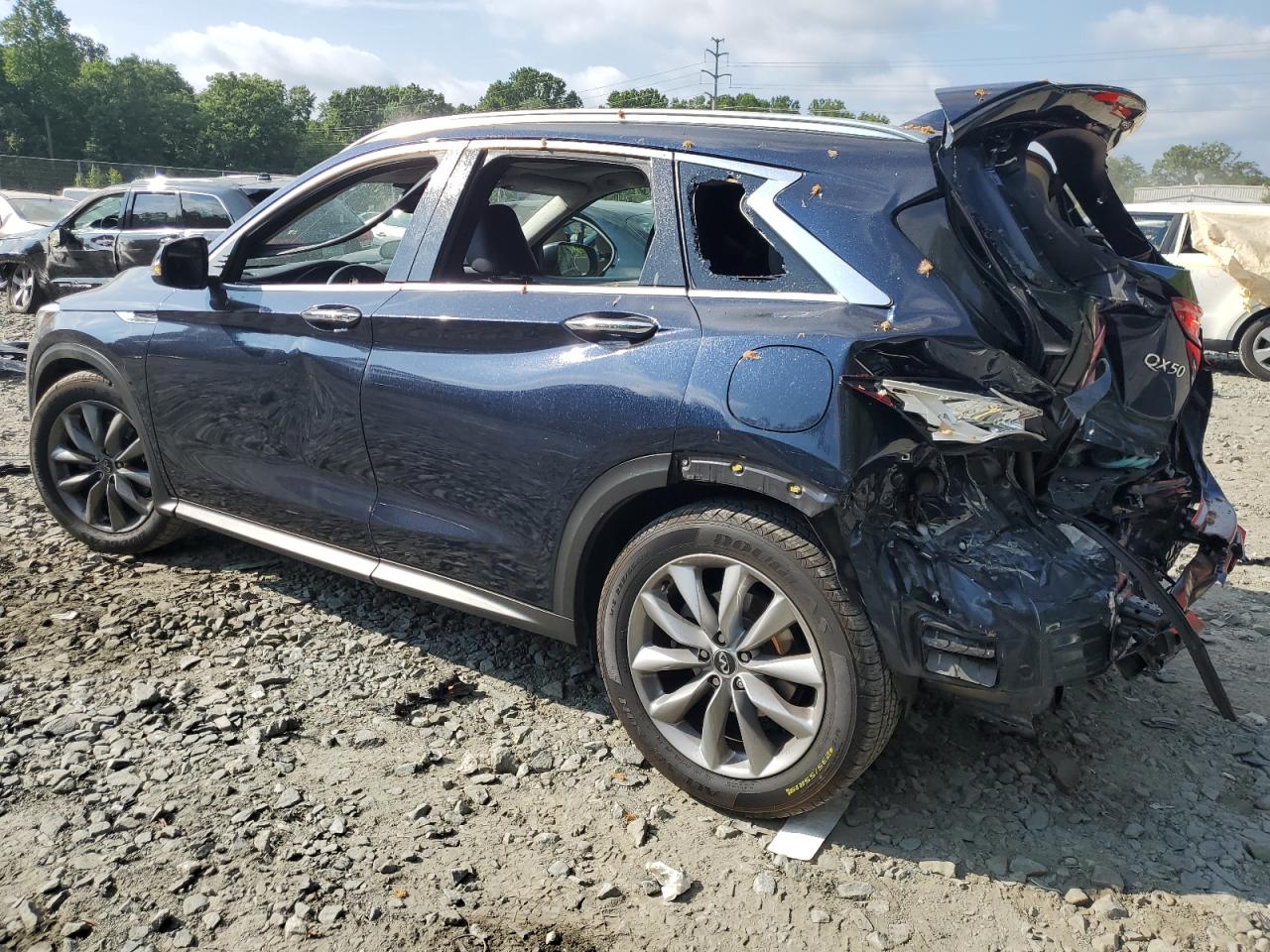 2019 Infiniti QX50 - Image 2