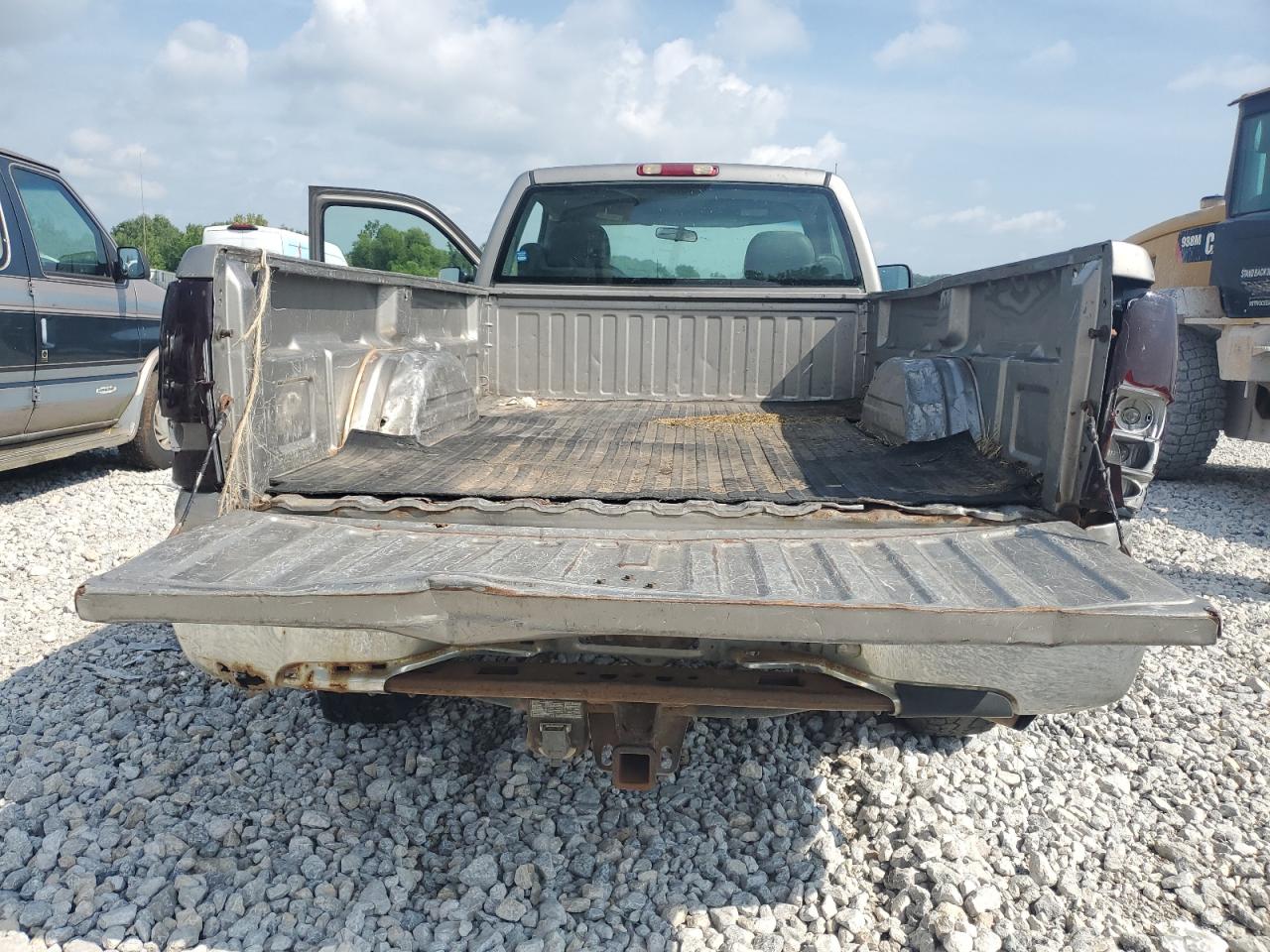 2001 GMC Sierra K2500 Heavy Duty VIN: 1GTHK24U71E290375 Lot: 65206814