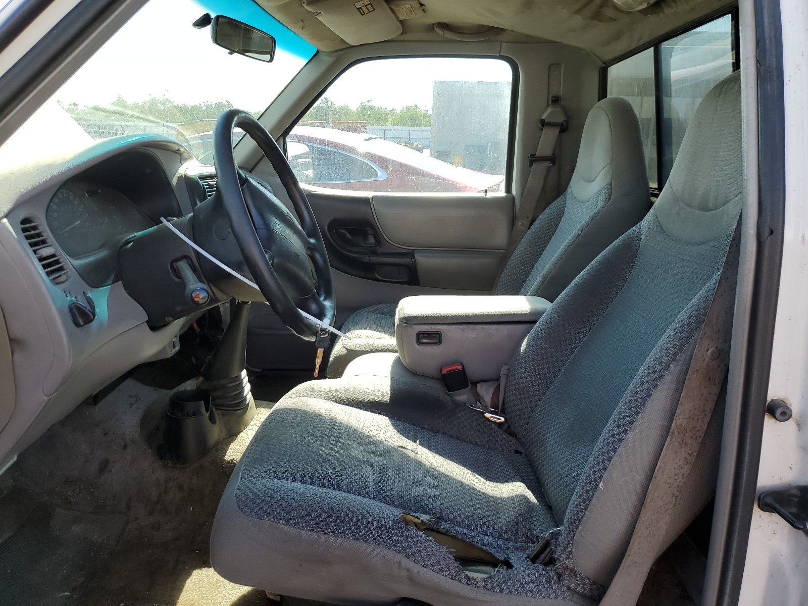 1FTYR10C0WUA30156 1998 Ford Ranger