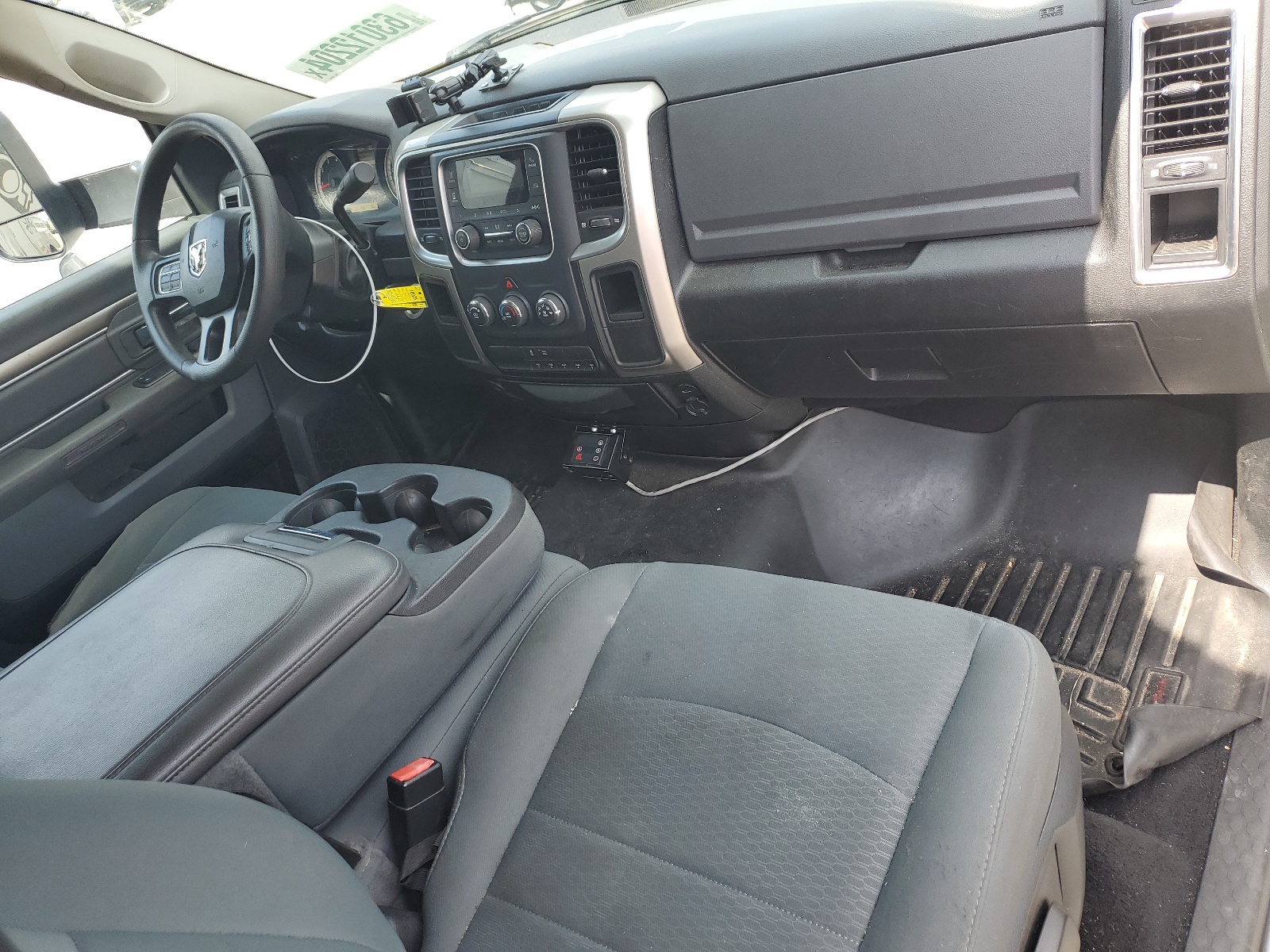 3C7WRMDJ4JG304443 2018 Ram 5500