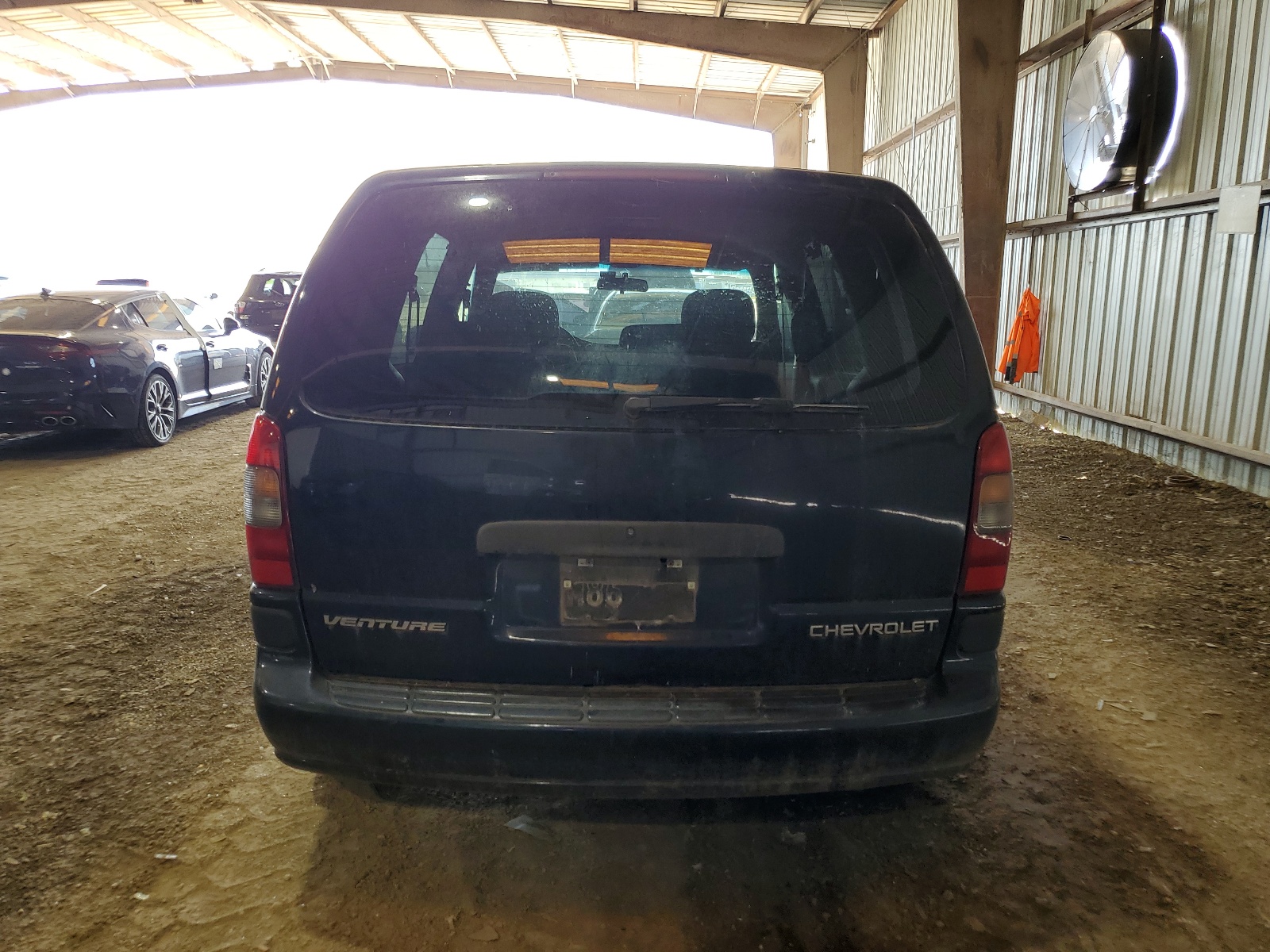 1GNDU03E81D247779 2001 Chevrolet Venture