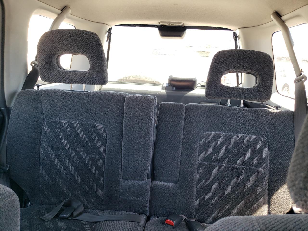 2000 Honda Cr-V Lx VIN: JHLRD1840YS014864 Lot: 61482164