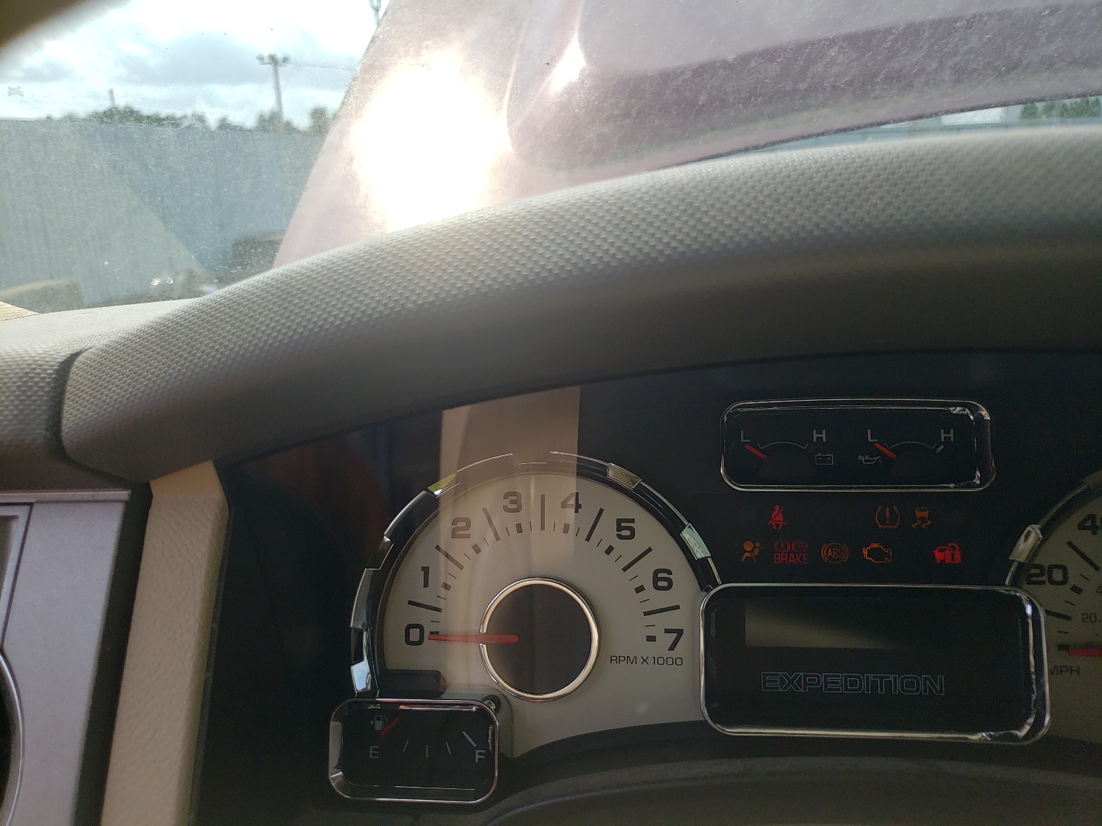 1FMJU1J56BEF11805 2011 Ford Expedition Xlt