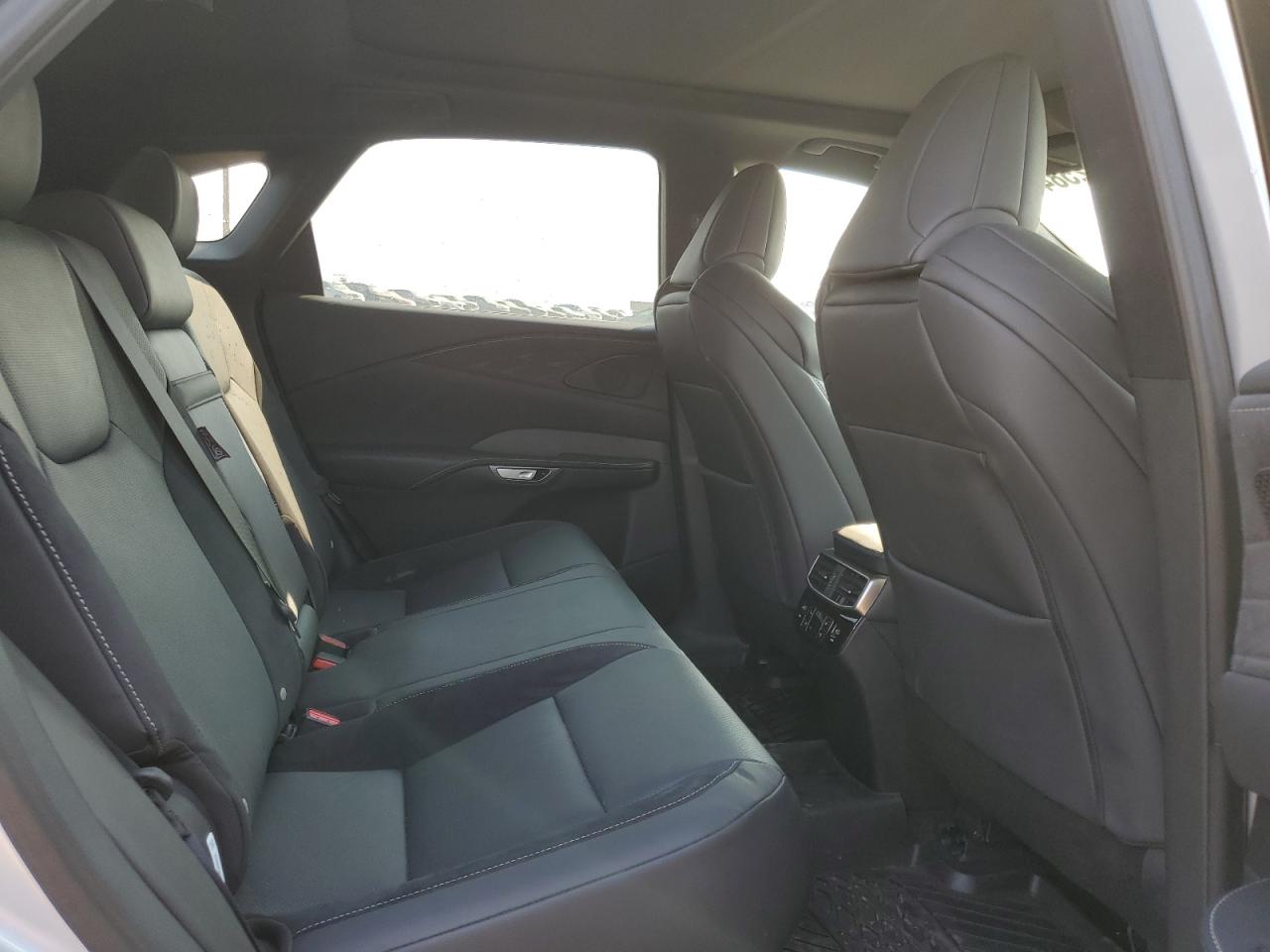 2024 Lexus Rx 350 Base VIN: 2T2BAMCA7RC043170 Lot: 64252584