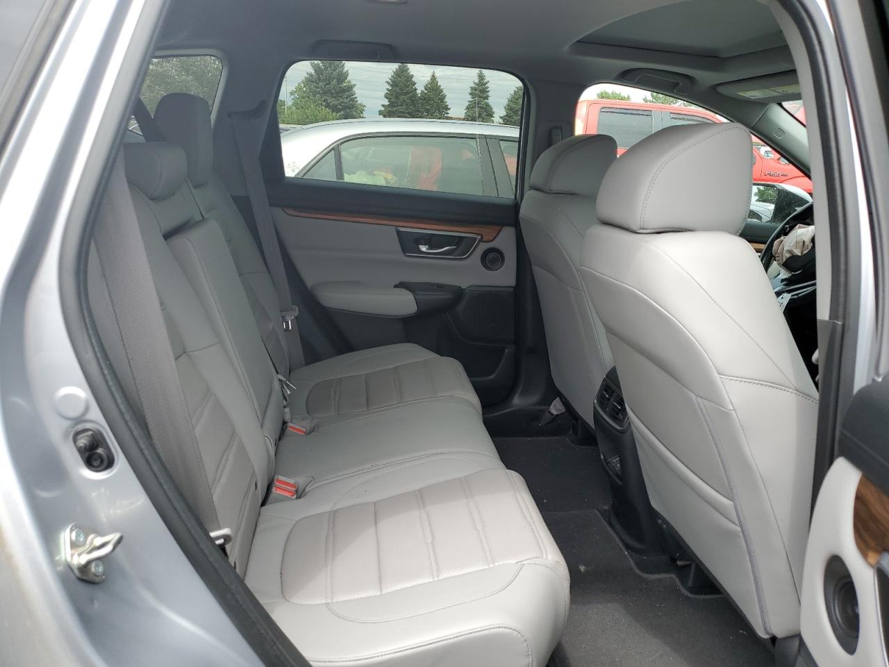 2017 Honda Cr-V Touring VIN: 2HKRW2H90HH615389 Lot: 61635764