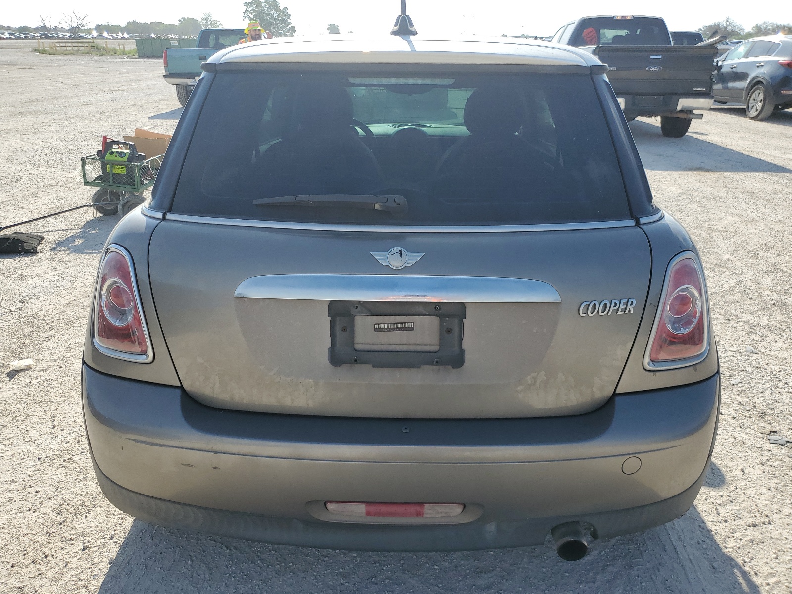 WMWSU3C55BT251875 2011 Mini Cooper