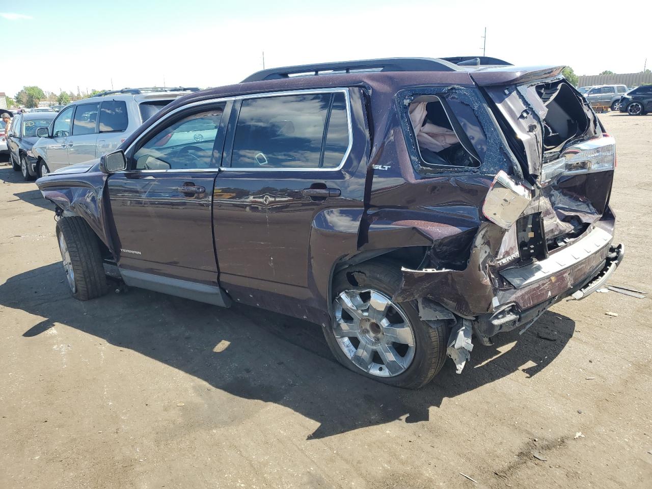 2011 GMC Terrain - Image 2