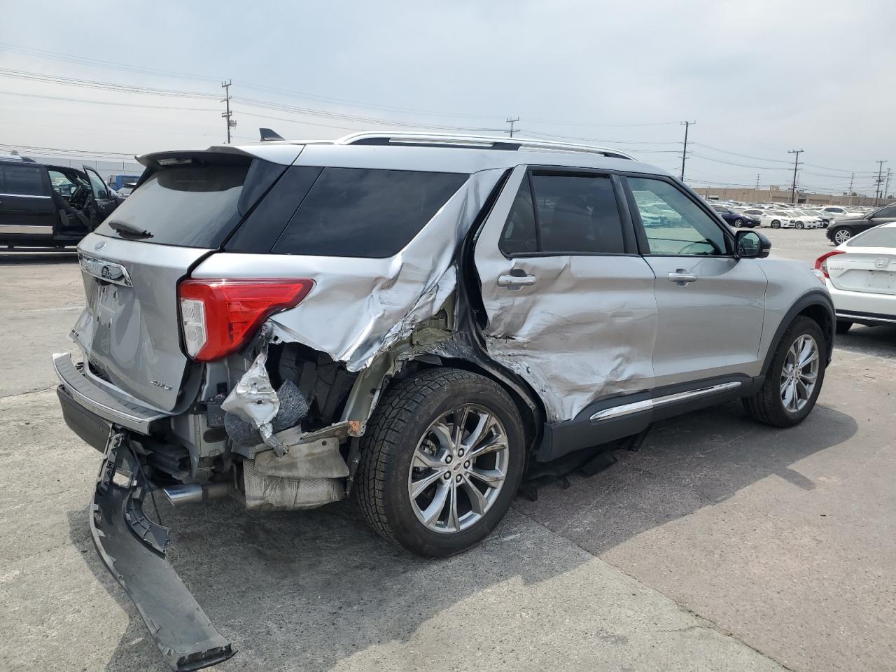 2021 Ford Explorer - Image 3