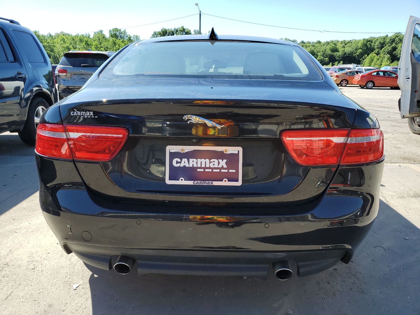 SAJAJ4BV4HA964660 2017 Jaguar Xe Premium