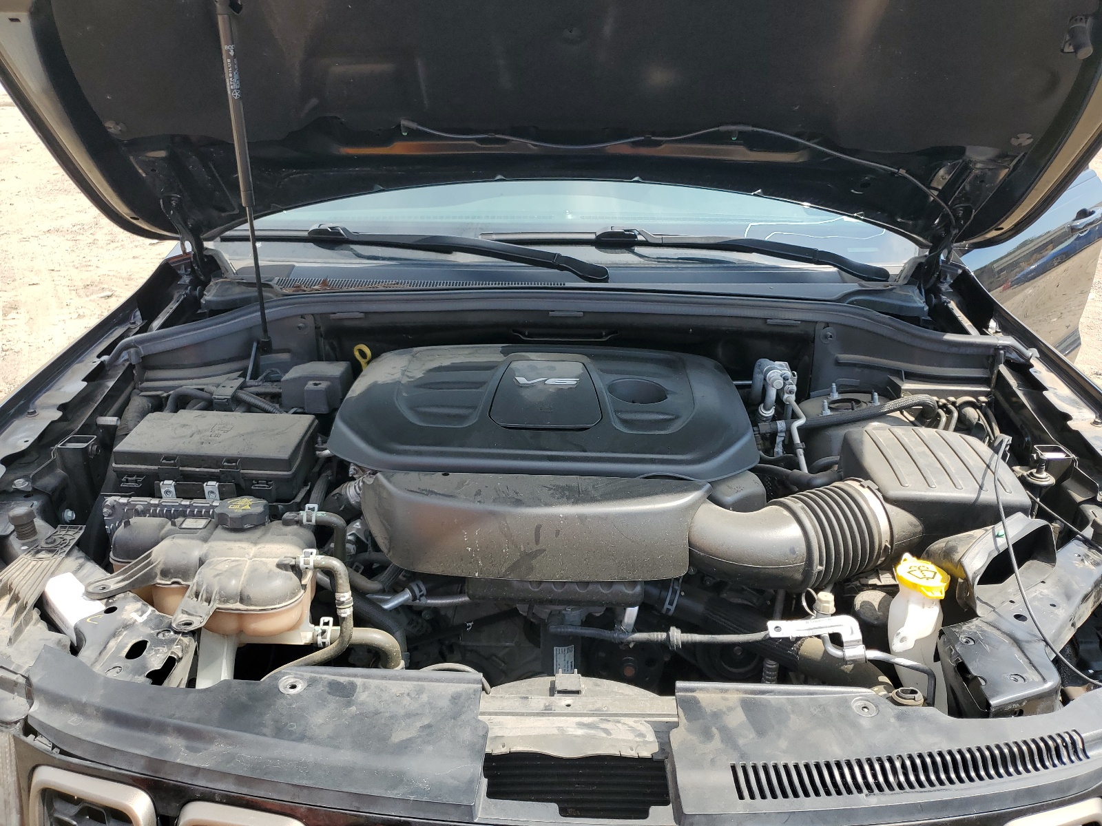 1C4RJEAG2HC696545 2017 Jeep Grand Cherokee Laredo