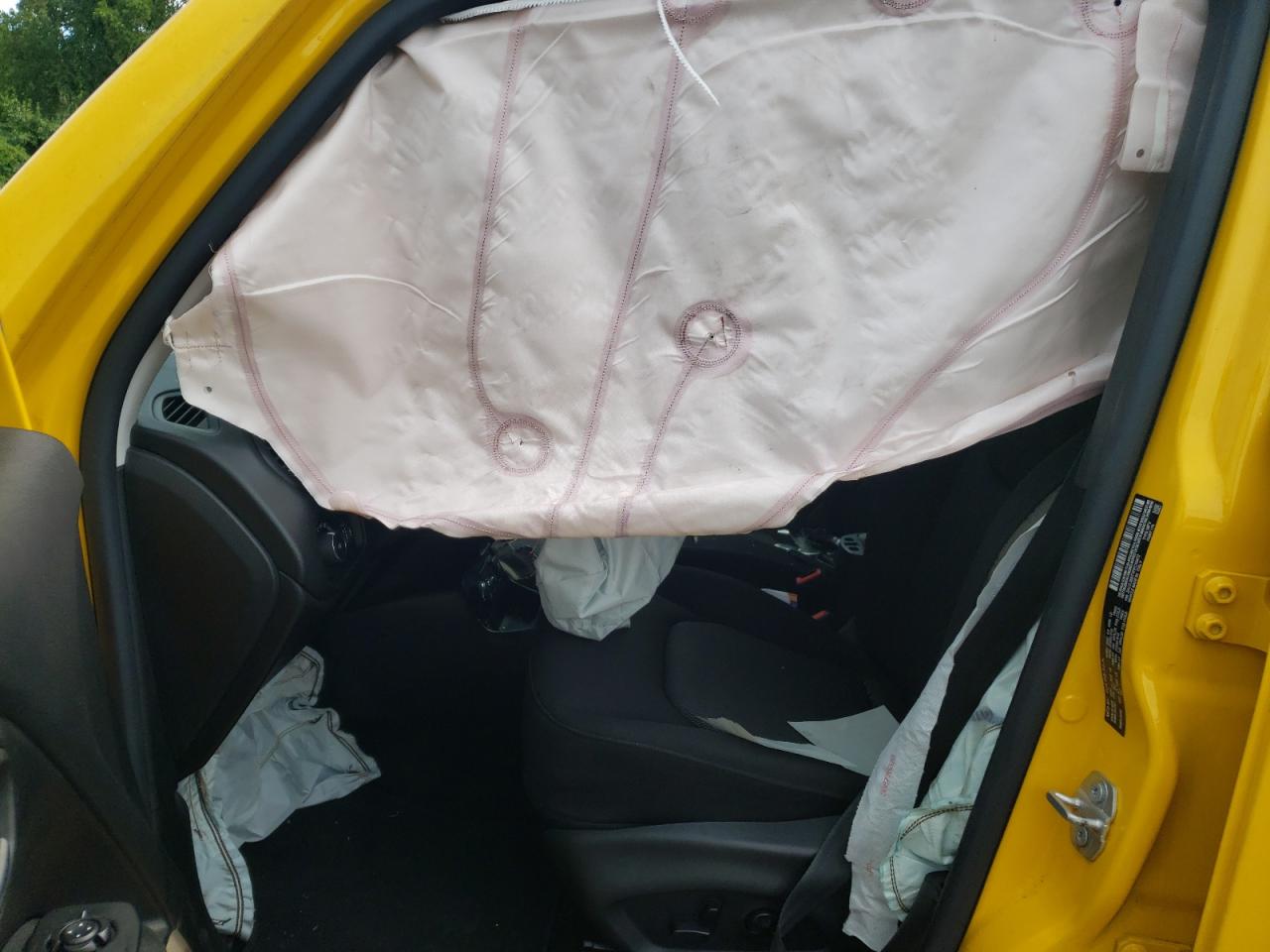 2015 Jeep Renegade Latitude VIN: ZACCJBBT1FPC16472 Lot: 63287724