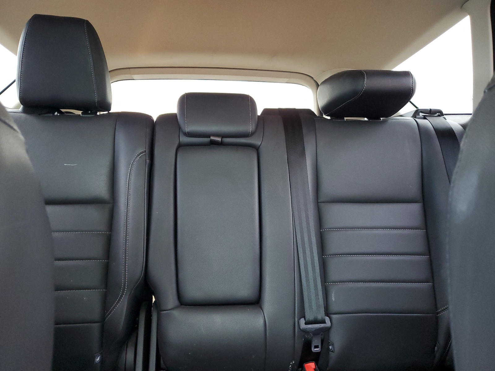 1FMCU9JX8GUB81462 2016 Ford Escape Titanium