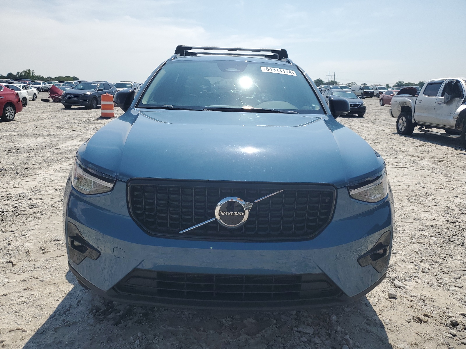 2023 Volvo Xc40 Plus vin: YV4L12UL6P2062752