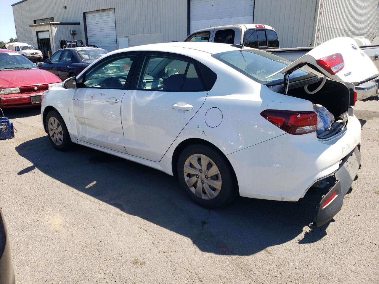 VIN 3KPA24AB4KE158633 2019 KIA RIO no.2