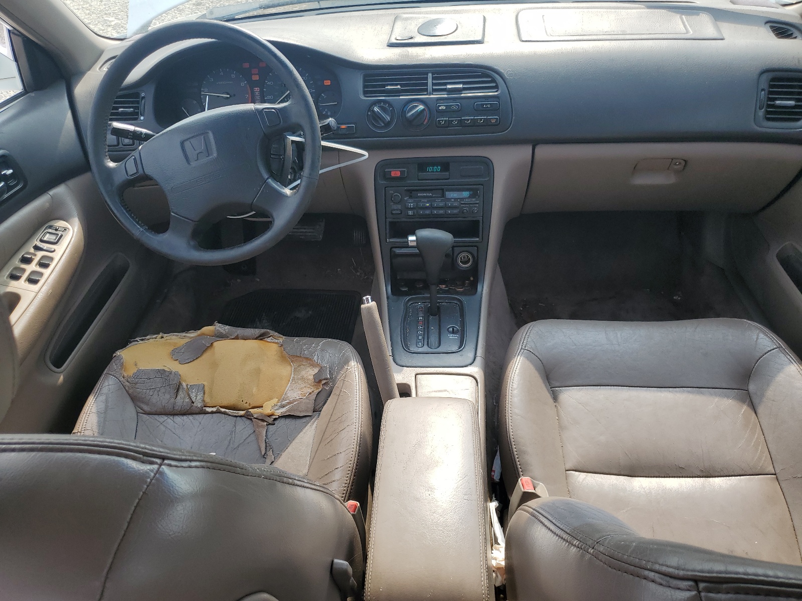 1HGCD5666TA196021 1996 Honda Accord Ex