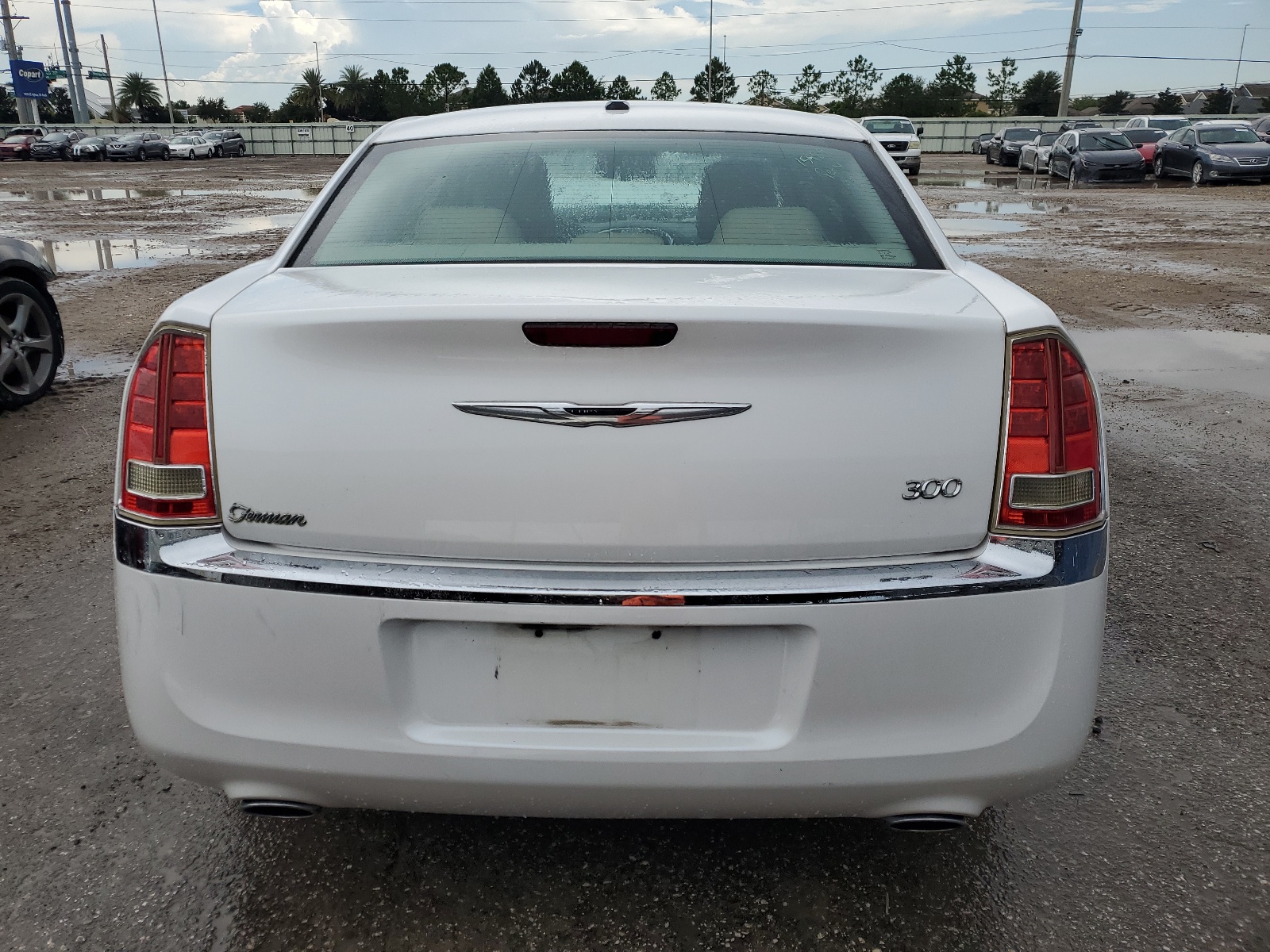 2C3CCAAG0CH169686 2012 Chrysler 300